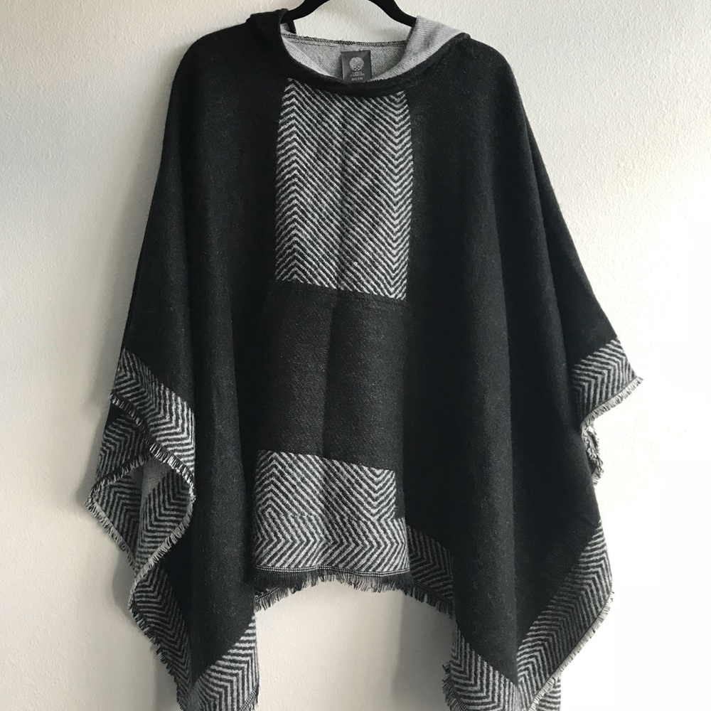 OS hooded Poncho